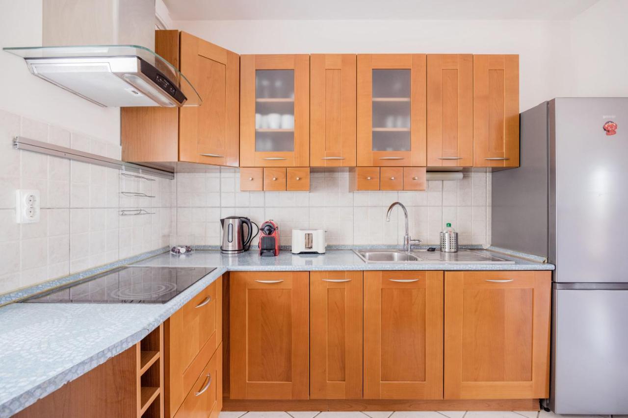 Bright And Spacious Penthouse W/ Terrace & Parking Budapest Esterno foto
