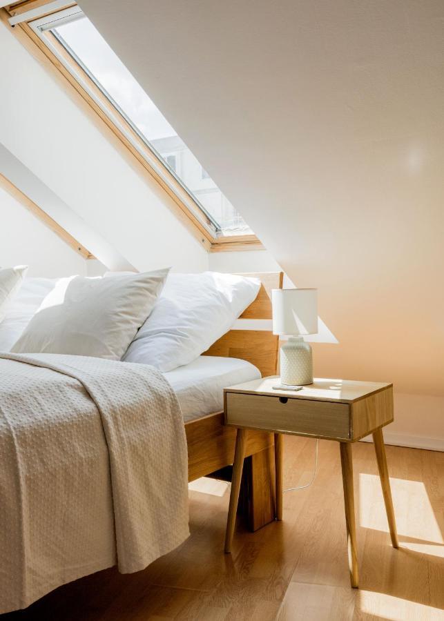 Bright And Spacious Penthouse W/ Terrace & Parking Budapest Esterno foto